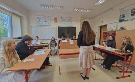 Uczniowie klasy VII przygotowali inscenizację sądu nad Balladyną